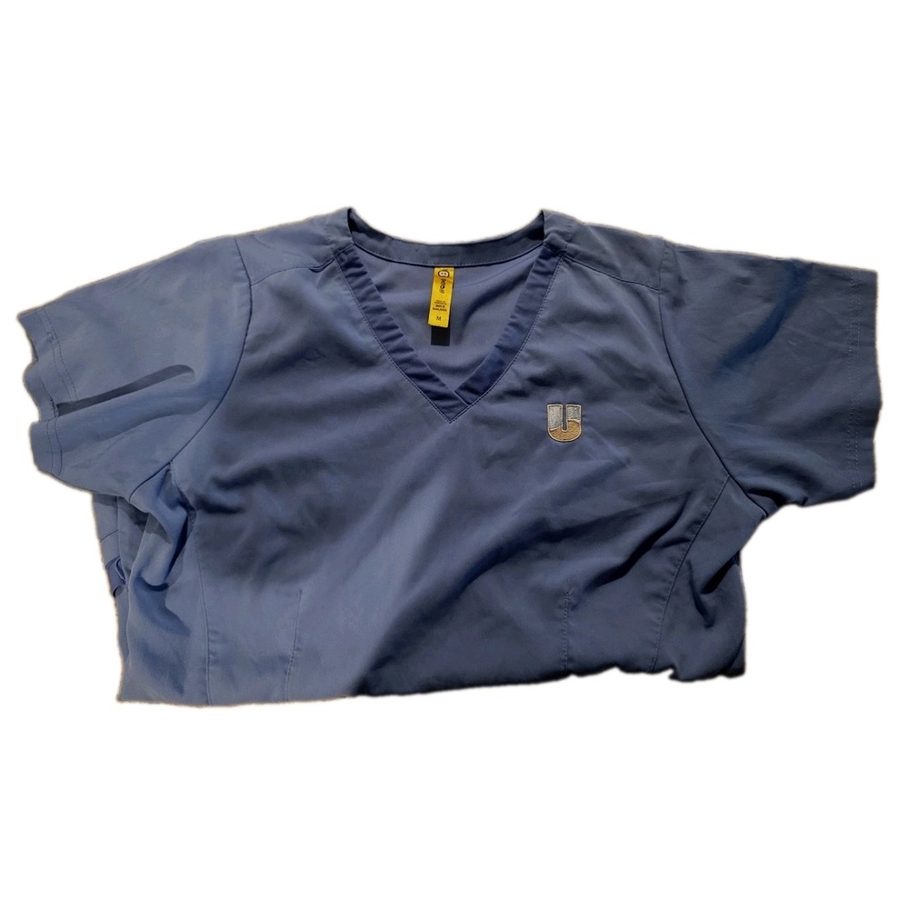 Womens Scrub Top AERO Size Med. Pockets. Blue. V Neck. Health Care. Medical.